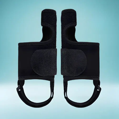 Attelle orthopédique conçue pour apaiser et soulager la douleur intense liée à l'hallux valgus ou oignon au pied.